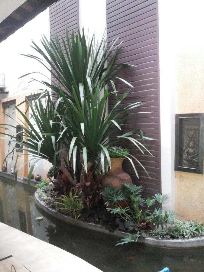 Rungnatee Place & Boutique Hotel Бурирам Екстериор снимка
